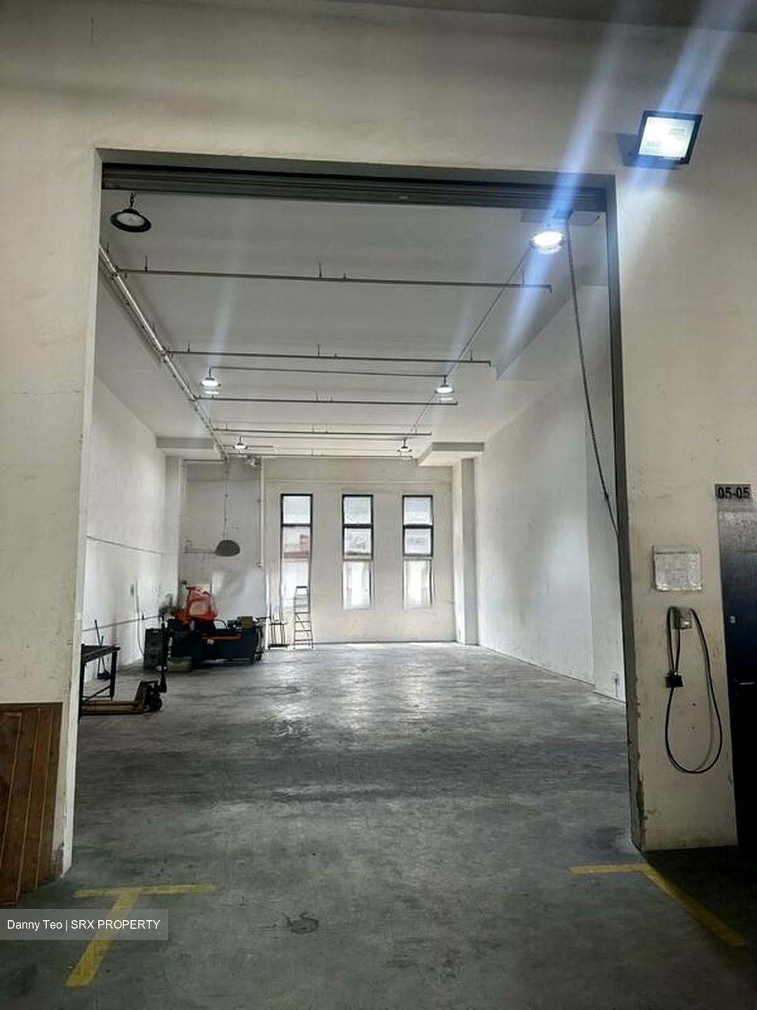 North View Bizhub (D27), Factory #458176381